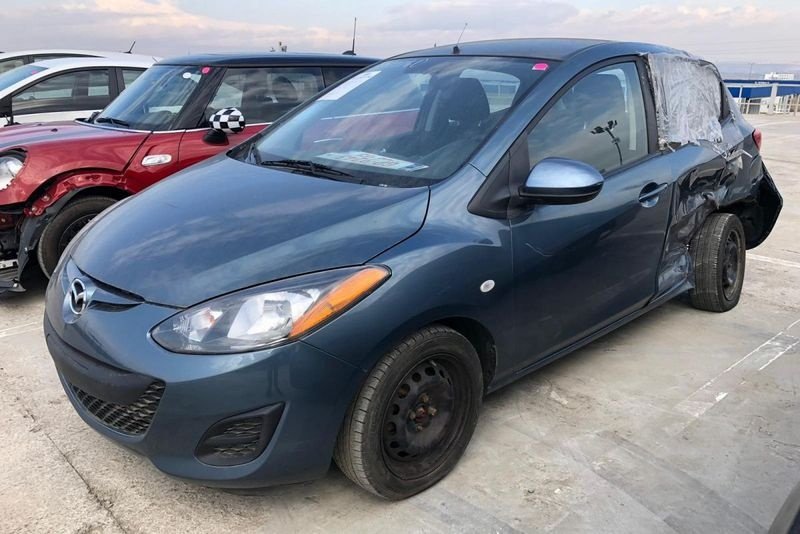 ფოტო 3 MAZDA Mazda 2 2014