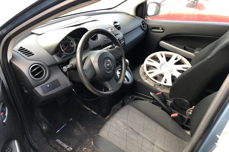 ფოტო 6 MAZDA Mazda 2 2014