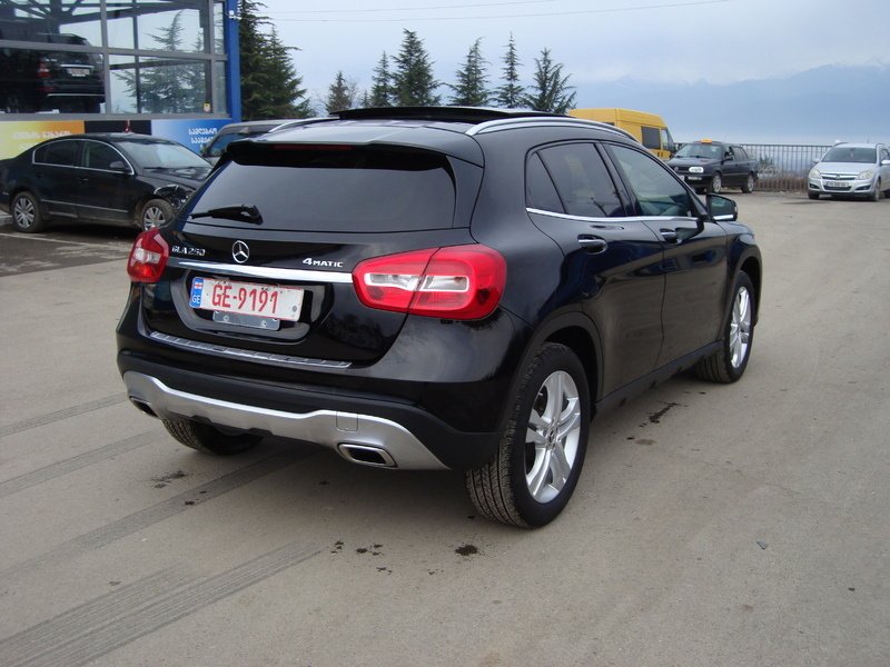 ფოტო 2 Mercedes-Benz GLA-Class 2019