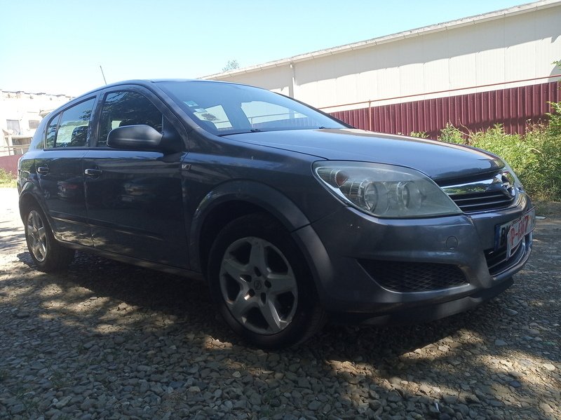ფოტო 2 OPEL Astra 2007
