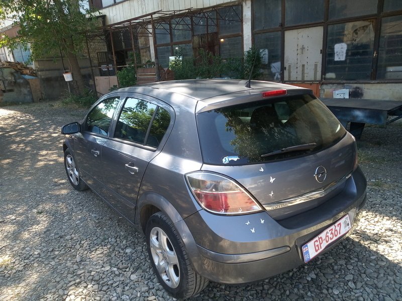 ფოტო 4 OPEL Astra 2007