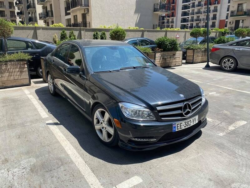 ფოტო 1 Mercedes-Benz C-Class 2011