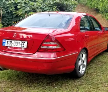 ფოტო 1 Mercedes-Benz C-Class 2006 thumb
