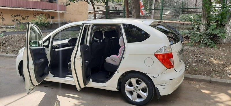 ფოტო 5 HONDA Edix 2004