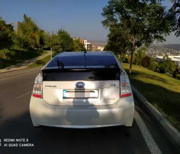 ფოტო 3 TOYOTA Prius 2011 thumb