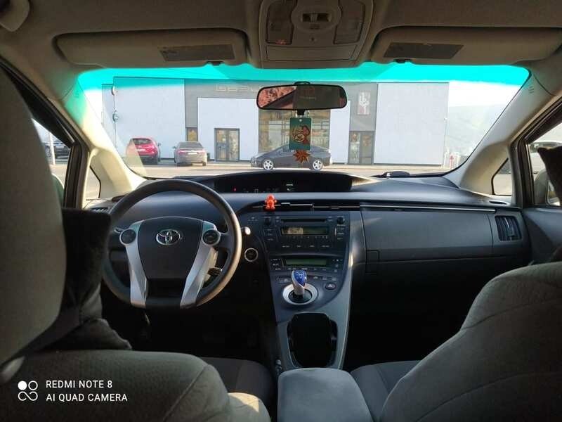 ფოტო 5 TOYOTA Prius 2011