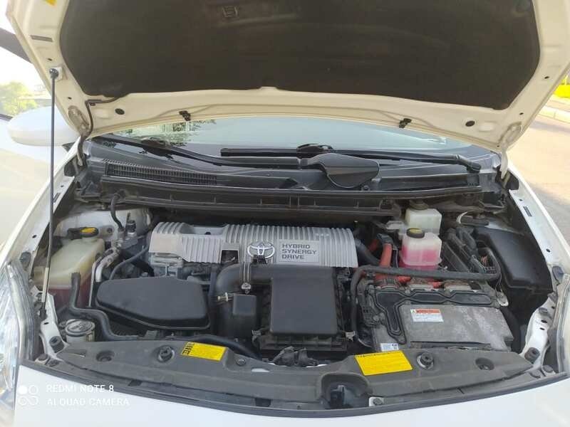 ფოტო 6 TOYOTA Prius 2011