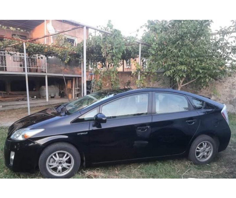 ფოტო 3 TOYOTA Prius 2010