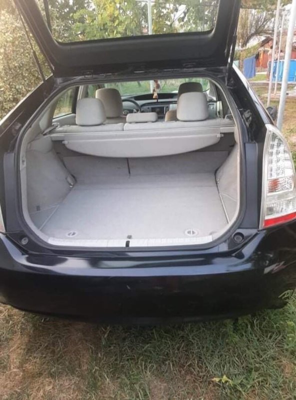 ფოტო 7 TOYOTA Prius 2010