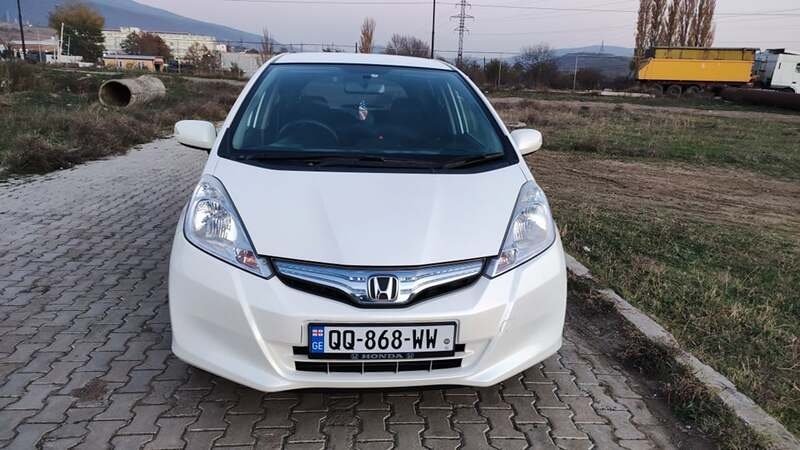 ფოტო 2 HONDA FIT 2011