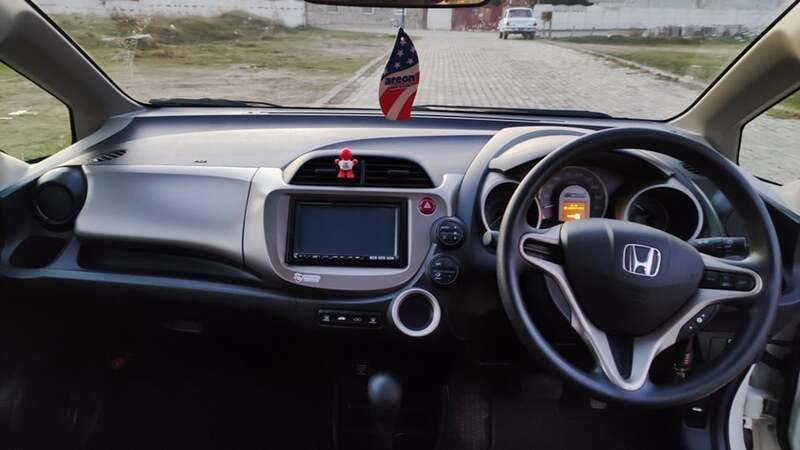 ფოტო 3 HONDA FIT 2011
