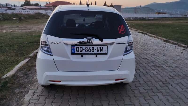 ფოტო 8 HONDA FIT 2011