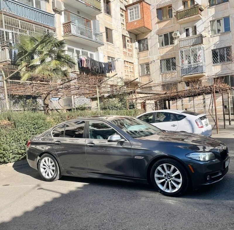 ფოტო 3 BMW 5 Series 2016