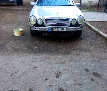 ფოტო 1 Mercedes-Benz 210 1997 thumb