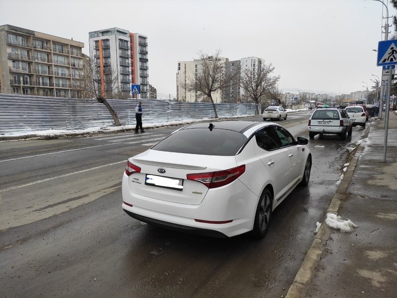 ფოტო 4 KIA Optima 2012