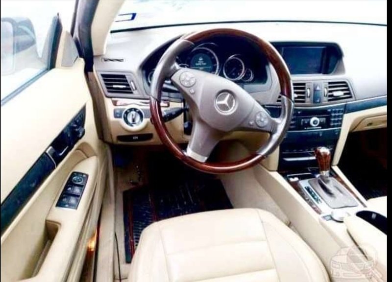 ფოტო 2 Mercedes-Benz 350 2011