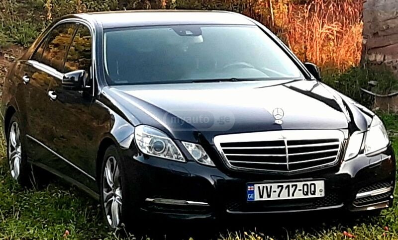 ფოტო 1 Mercedes-Benz E-Class 2010