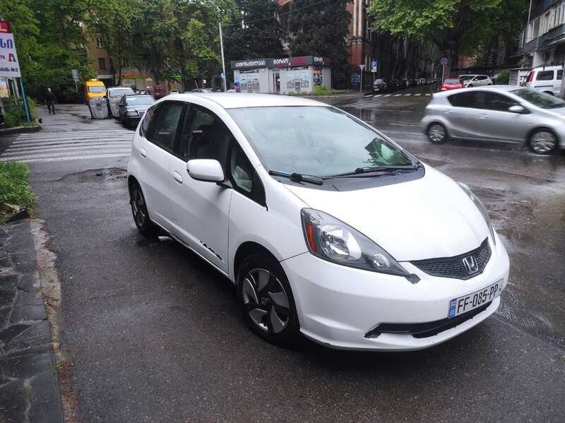 ფოტო 4 HONDA FIT 2012