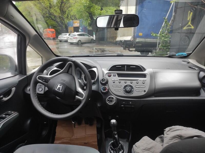 ფოტო 6 HONDA FIT 2012