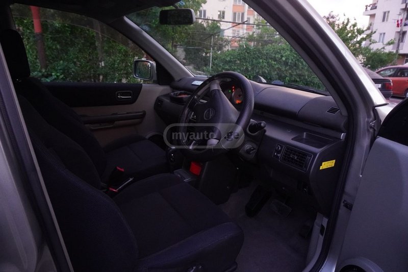 ფოტო 10 NISSAN X_Trail 2001