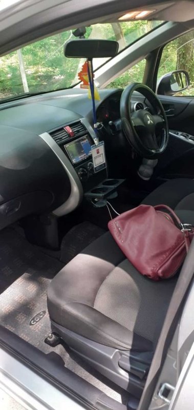 ფოტო 4 MITSUBISHI ColtPlus 2009