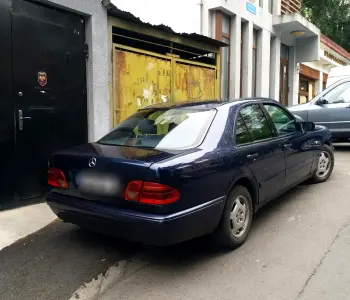 ფოტო 4 Mercedes-Benz 210 1996 thumb