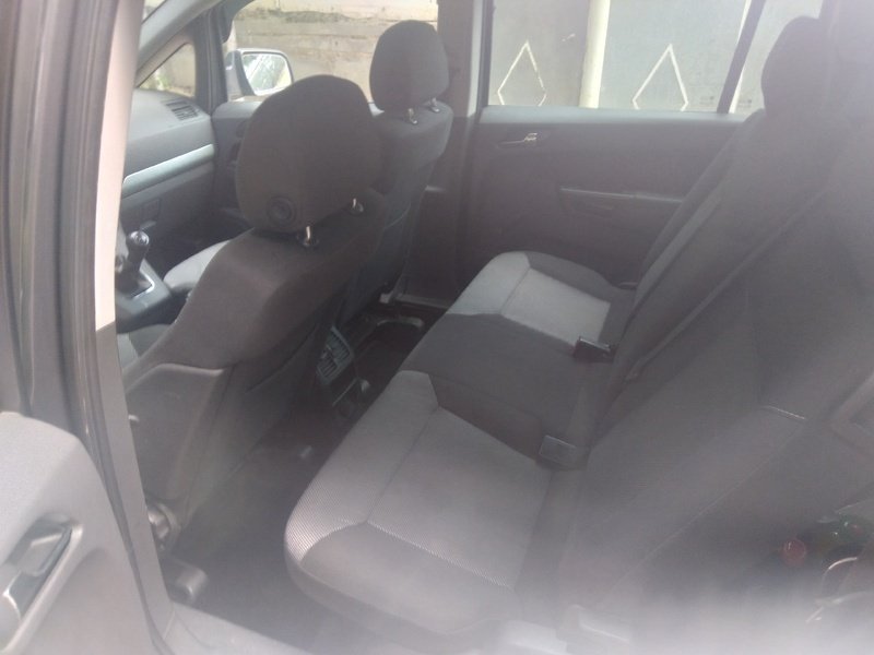 ფოტო 5 OPEL Zafira 2011