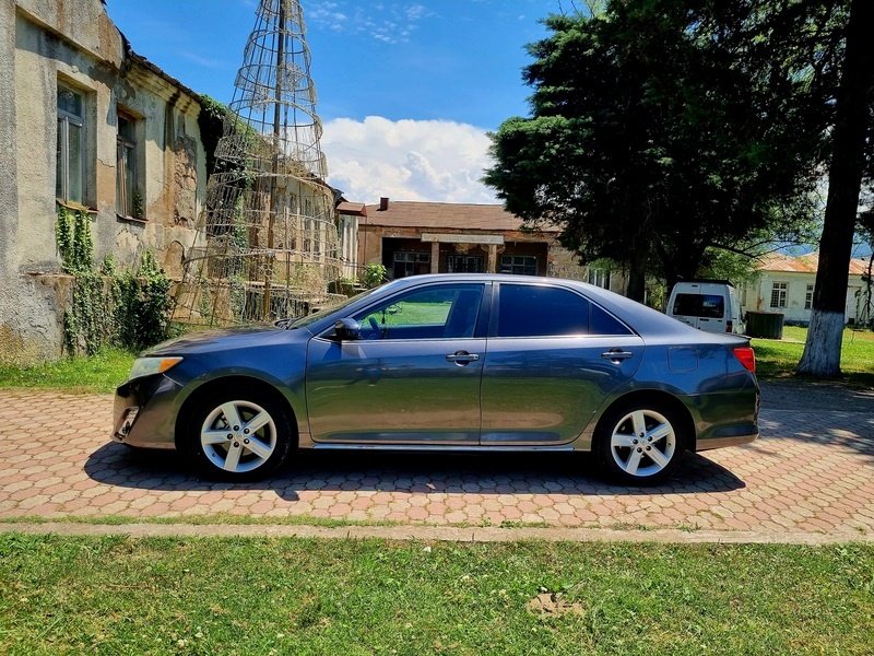 ფოტო 7 TOYOTA Camry 2012