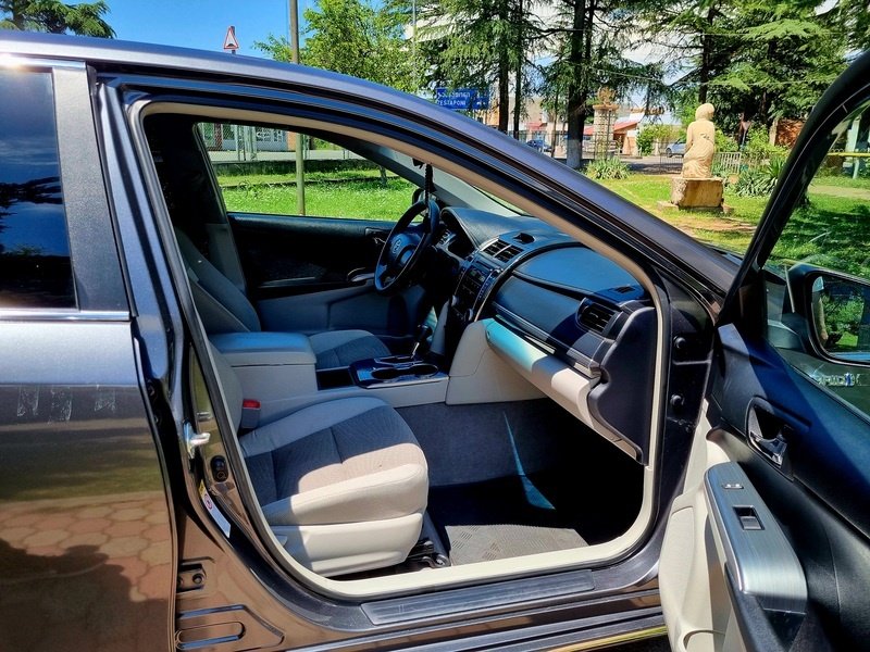 ფოტო 9 TOYOTA Camry 2012