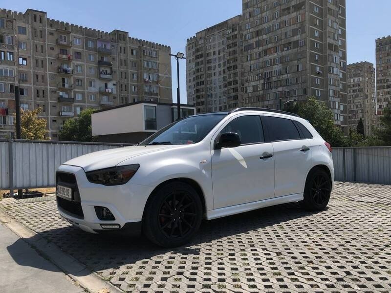 ფოტო 1 MITSUBISHI Outlander 2011