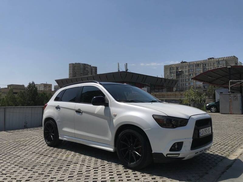 ფოტო 2 MITSUBISHI Outlander 2011