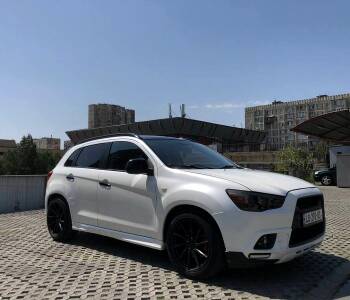 ფოტო 1 MITSUBISHI Outlander 2011 thumb