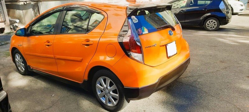 ფოტო 1 TOYOTA PriusC 2017