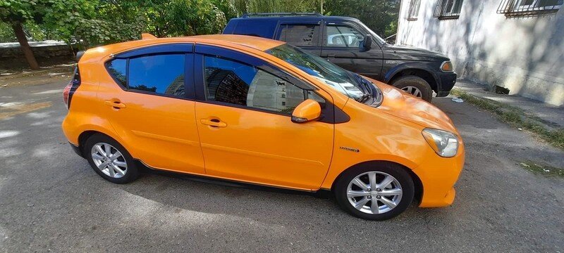 ფოტო 2 TOYOTA PriusC 2017
