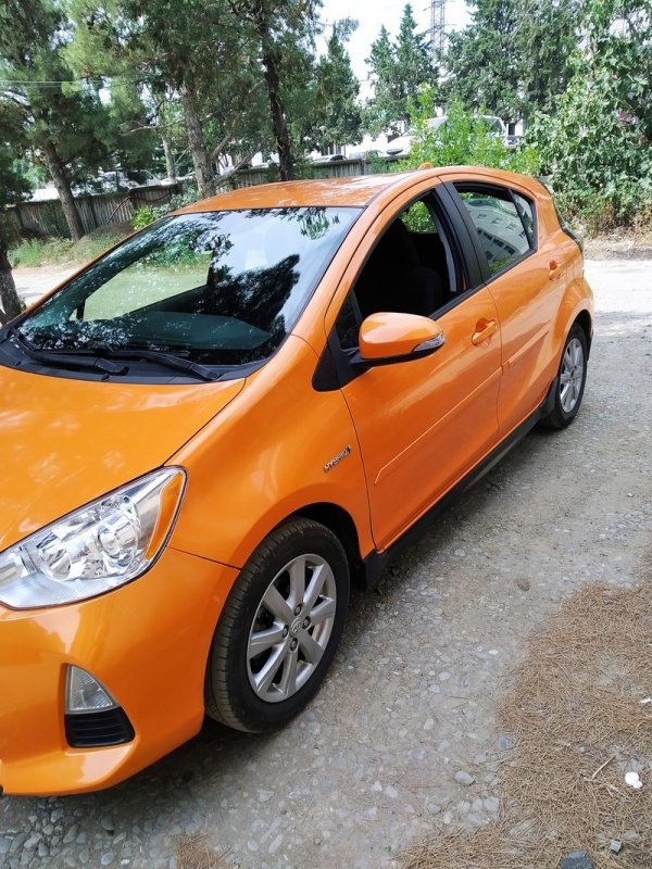 ფოტო 9 TOYOTA PriusC 2017