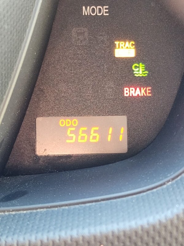 ფოტო 9 TOYOTA Ist 2013