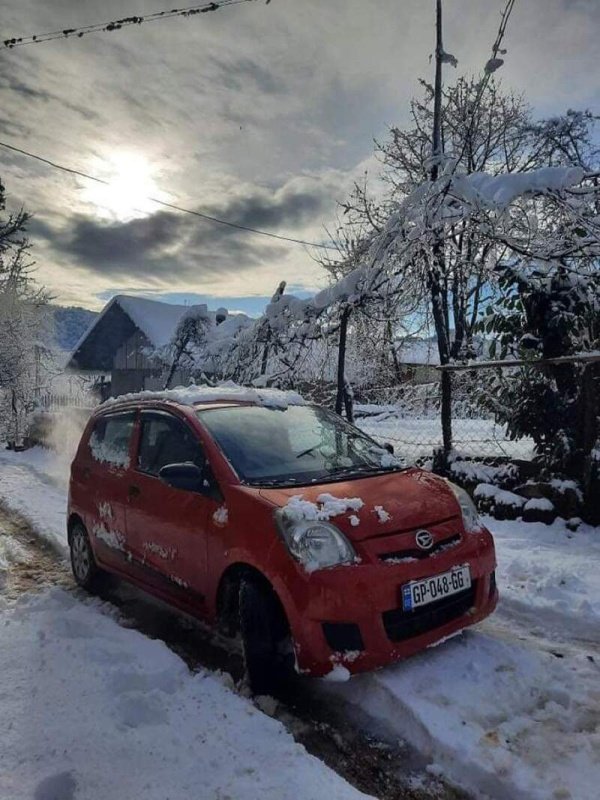 ფოტო 3 DAIHATSU Sirion 2007