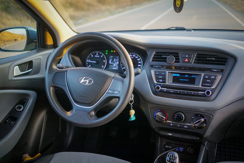 ფოტო 7 HYUNDAI i20 2015