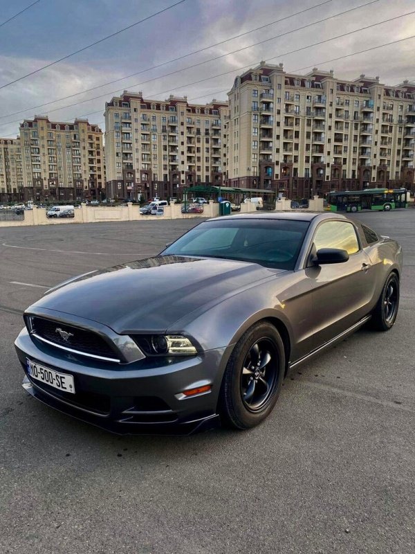 ფოტო 8 FORD Mustang 2013