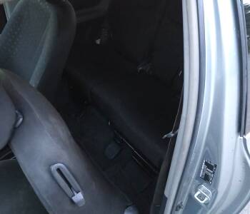 ფოტო 2 TOYOTA Yaris 2006 thumb