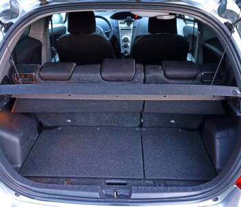 ფოტო 4 TOYOTA Yaris 2006 thumb