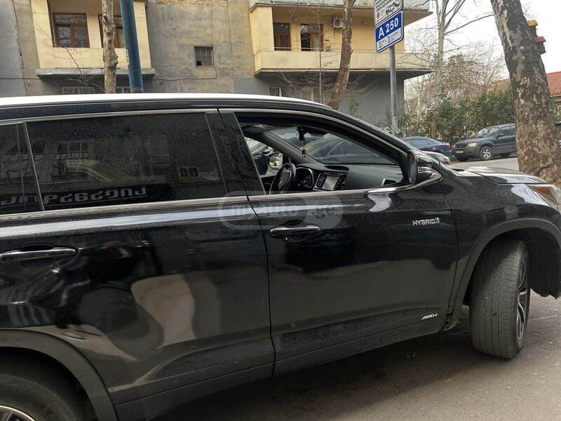 ფოტო 2 TOYOTA Highlander 2017