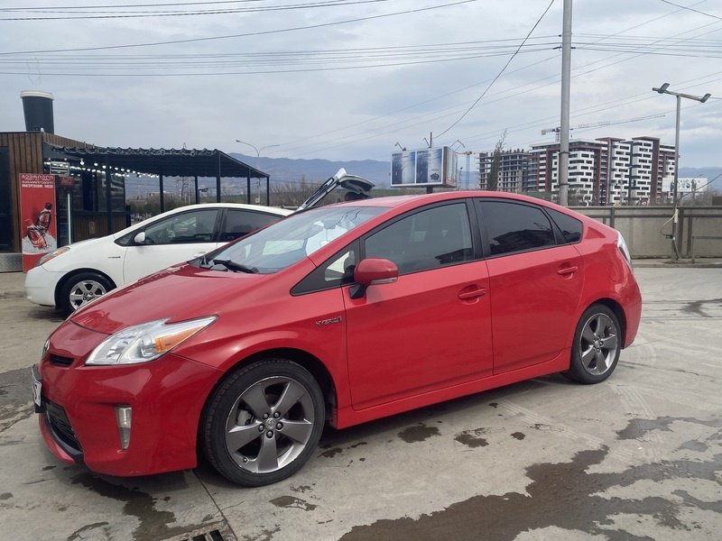 ფოტო 2 TOYOTA Prius 2014