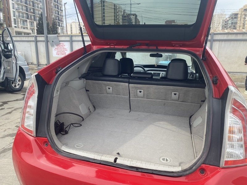 ფოტო 6 TOYOTA Prius 2014