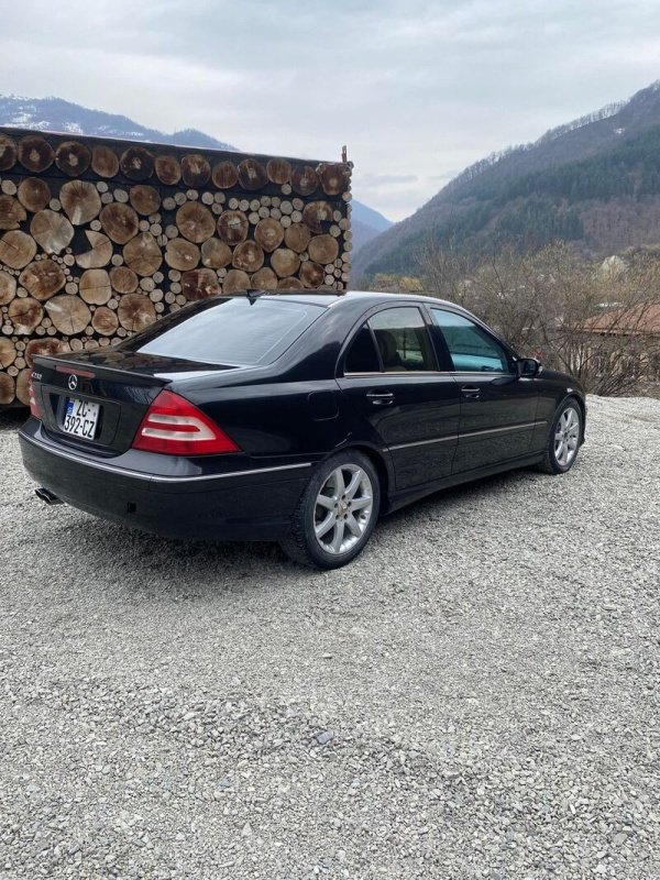 ფოტო 2 Mercedes-Benz C-Class 2007