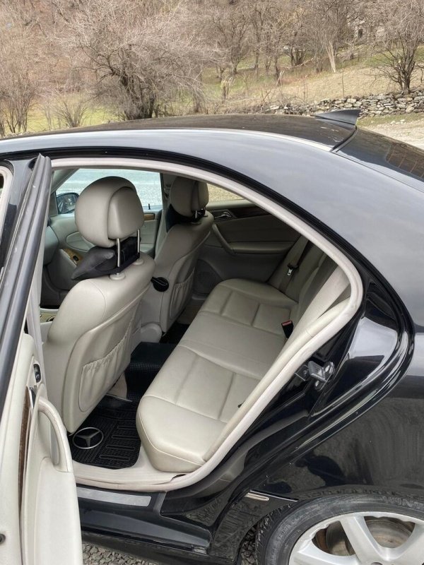 ფოტო 5 Mercedes-Benz C-Class 2007