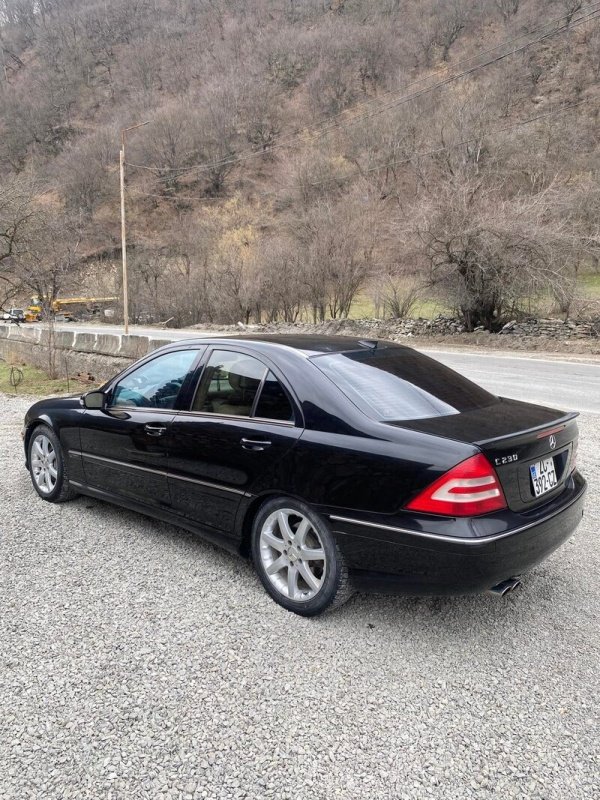ფოტო 7 Mercedes-Benz C-Class 2007