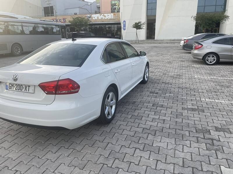 ფოტო 8 VOLKSWAGEN Passat 2012