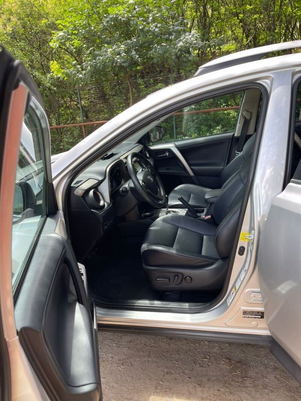 ფოტო 7 TOYOTA RAV4 2013