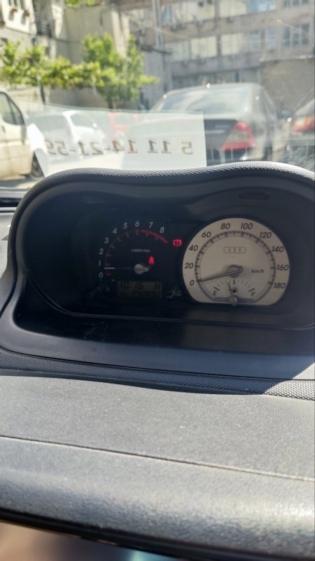 ფოტო 3 TOYOTA Ist 2002